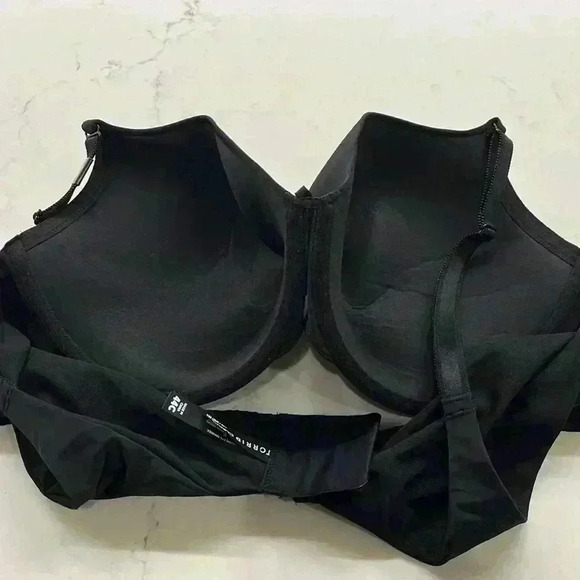 Torrid Curve Black Back Smoothing T-Shirt Bra Size: 44C - Picture 5 of 5